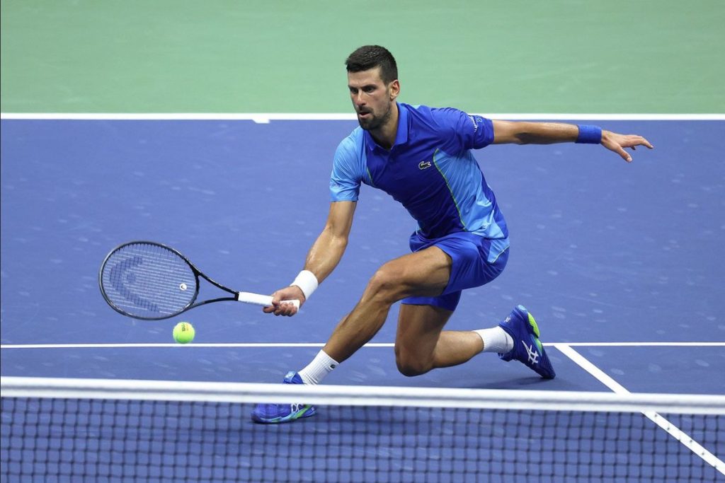 Sausio 1 d. 2022 m. pirmoji pasaulio raketė Novakas Djokovičius buvo deportuotas iš Australijos po didelio atgarsio sulaukusios bylos dėl jo vakcinacijos nuo COVID-19 statuso.