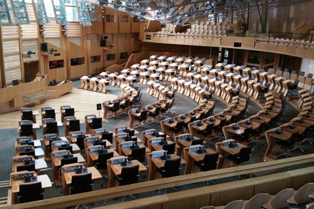 Sausio 20-ąją prieš 760 metų Anglijos parlamentas posėdžiavo pirmą kartą istorijoje
