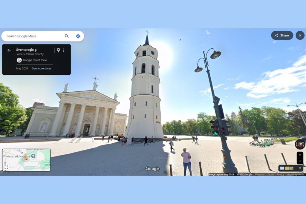 Sausio 31 d. 2013 m. Lietuvoje pradėjo veikti „Google Street View“