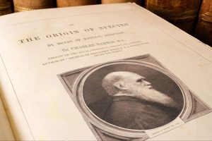 Vasario 12-ąją prieš 216 metų gimė Čarlzas Darvinas