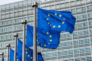 Vasario 7-ąją Europos Sąjunga švenčia savo gimtadienį – jai sukanka 33!