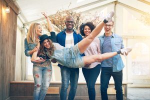 Ekstravertas – energingas gyvenimo džiaugsmo šaltinis. Jeigu dvejojate, ar tai jūs, testas padės tai išsiaiškinti!