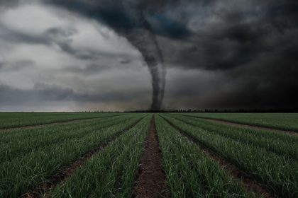 Viesulas: nuo istorinių griūčių iki ateities iššūkių. Kaip ir kur jis susiformuoja?
