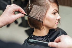 Kada palankiausia kirpti plaukus: ką byloja senolių išmintis bei ką teigia šių laikų grožio specialistai?